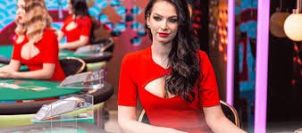 Filipino players enjoying live match sports and casino games on mobile
